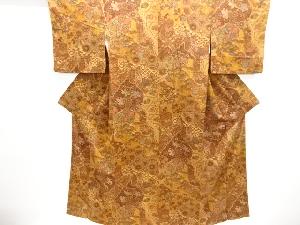 縮緬地道長取りに草花・葡萄模様小紋着物